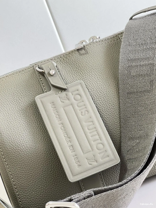 LOUIS CITY VUITTON KEEPALL 1218